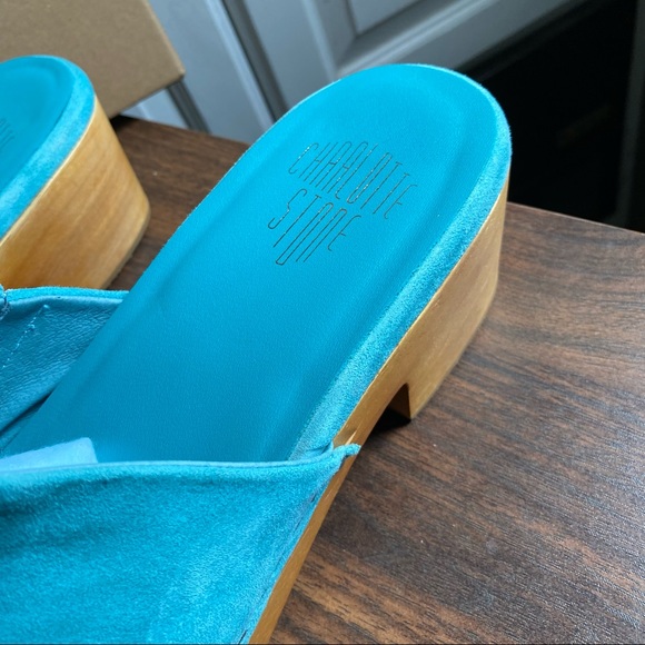 Turquoise Suede Clogs - Picture 4 of 5